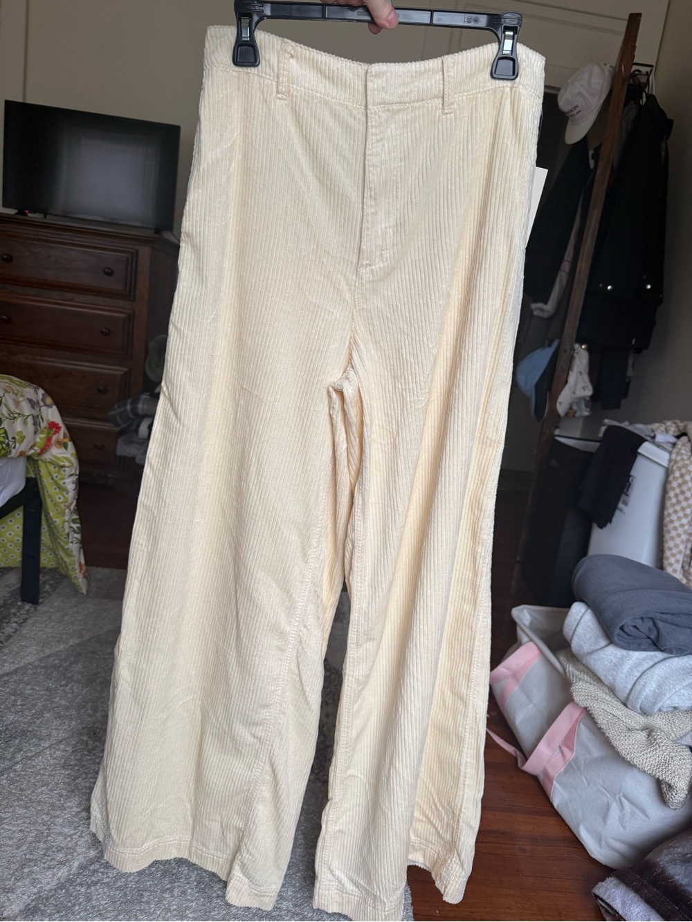 NWT Universal Thread cream corduroy wide leg pants / size 8